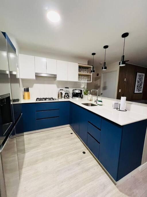 Apartamento Cuarto En Departamento En Miraflores *
