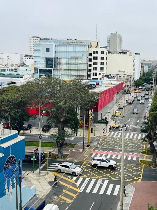 Cuarto En Departamento En Miraflores * Lima